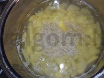 Sriuba su silkėmis pomidoruose Žingsnis 1