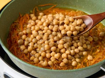 Vegetariškas ryžiai su avinžirniais Žingsnis 6