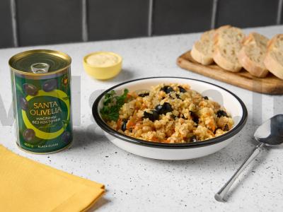 Vegetariškas ryžiai su avinžirniais pagrindine nuotrauka