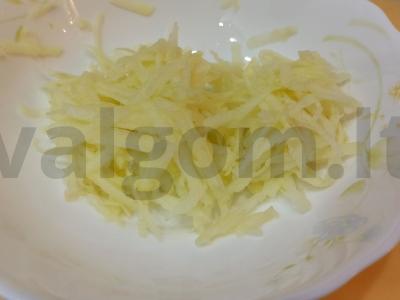 Sluoksniuotas pyragas su obuoliu Žingsnis 1