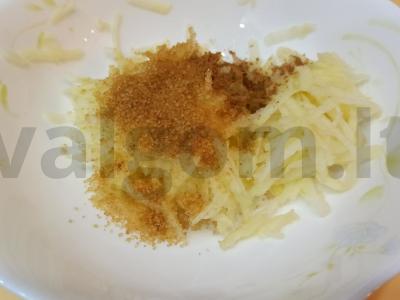 Sluoksniuotas pyragas su obuoliu Žingsnis 2