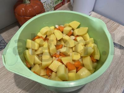 Vištiena su bulvėmis maiše Žingsnis 1