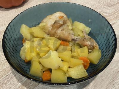 Vištiena su bulvėmis maiše pagrindine nuotrauka