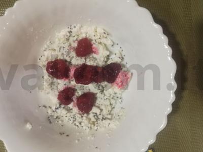 Varškė su chia sėklomis ir uogomis Žingsnis 4