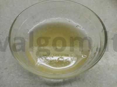 Apelsinų želė skiltelėmis Žingsnis 1