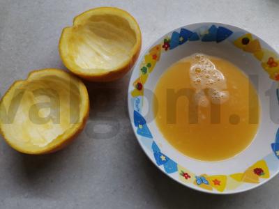 Apelsinų želė skiltelėmis Žingsnis 2