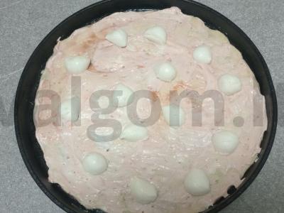 Pica su trimis sūrio rūšimis, kriauše ir kumpiu Žingsnis 4