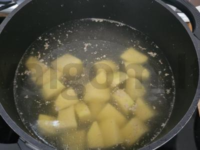 Sotūs vištienos barščiai Žingsnis 2