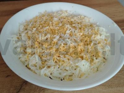 Sluoksniuotas salotas „Skumbrija po kailiu“ Žingsnis 6