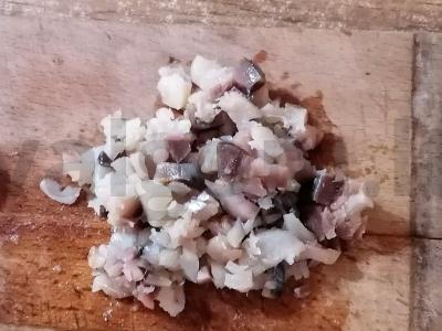 Sumaišyta užtepėlė su žuvimi, morkomis ir kiaušiniu Žingsnis 4