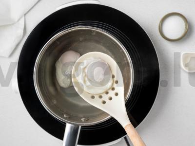 Bulviniai blynai su upėtakiu ir kiaušiniu Žingsnis 5