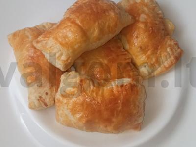 Dešrainių ir sūrio bandelės „Užkandinės“ pagrindine nuotrauka