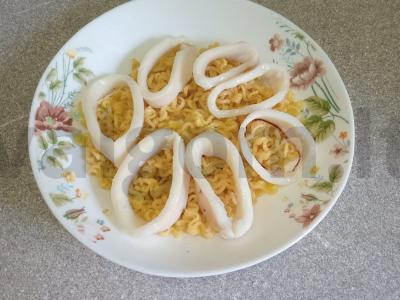 Aštrus greito paruošimo makaronai su kalmarais Žingsnis 2