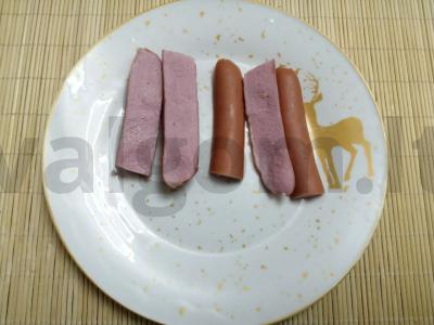 Dešrelės sūrio apsuptyje su džiūvėsėliais Žingsnis 1