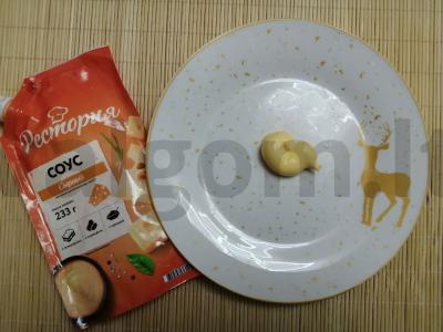 Dešrelės sūrio apsuptyje su džiūvėsėliais Žingsnis 3