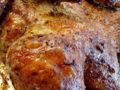 Keptas vištienos su aštriu padažu pagrindine nuotrauka