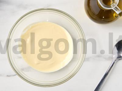 Varškės velykinis pyragas su uogomis Žingsnis 6