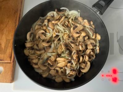 Bulvių gratinas su grybais Žingsnis 3