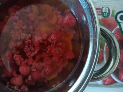 Aviečių ir džiovintų abrikosų kompotas Žingsnis 4