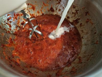 Pieno-straawberry kokteilis Žingsnis 2