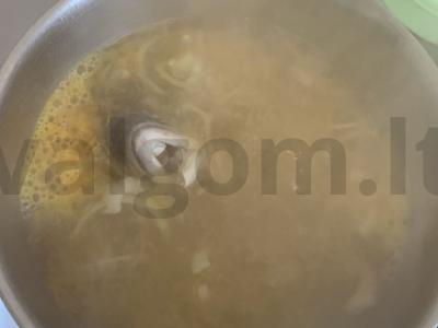 Suomijos lašišų sriuba Žingsnis 3