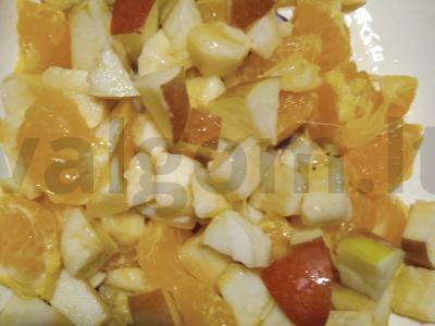 Vaisių salotos su jogurtu ir sausainiais Žingsnis 2