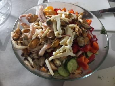 Jūros gėrybių ir šviežių žolelių salotas Žingsnis 3