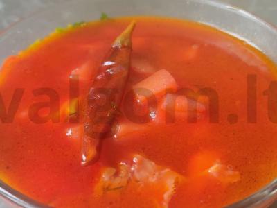 Kopūstų šaltibarščiai pagrindine nuotrauka