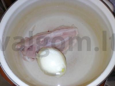 Lengvas vištienos sriuba su vermišeliais Žingsnis 1