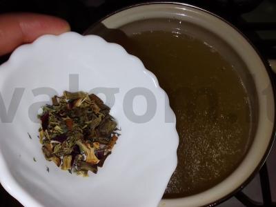 Lengvas vištienos sriuba su vermišeliais Žingsnis 2