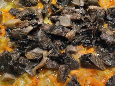 Skani vegetariška perlinių kruopų košė su voveraitėmis Žingsnis 3