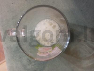 Riešutai su virta saldžia grietinėle Žingsnis 2