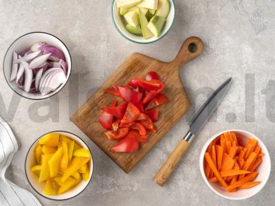 Troškinys su baklažanais ir džiovintais abrikosais Žingsnis 1