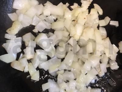 Sriuba „Soljanka“ su perlinėmis kruopomis ir jautiena Žingsnis 4