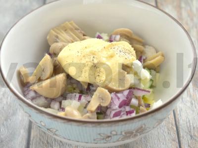 Bulvių salotos su marinuotais pievagrybiais ir šviežiu agurku Žingsnis 6