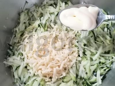 Cukinijų blynai su sūriu Žingsnis 2