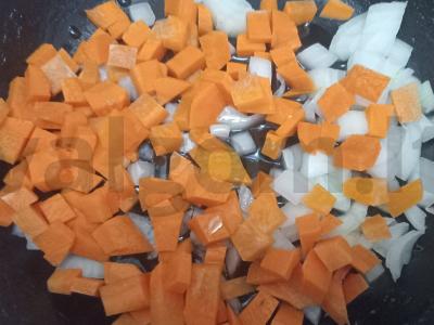 Bulguras su antis filė ir daržovėmis Žingsnis 1