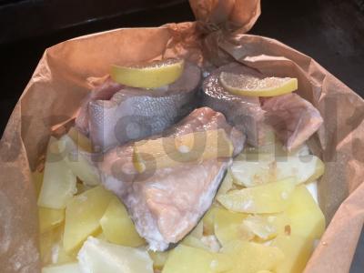 Lašiša su bulvėmis orkaitėje Žingsnis 10