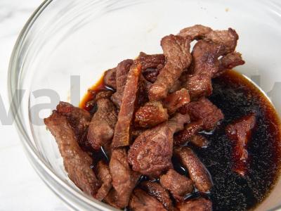 Tailandietiška salotų su jautiena Žingsnis 2