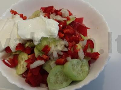 Vasaros salotos su romėniškais pipirais Žingsnis 4