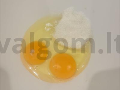 Purūs blynai su pienu Žingsnis 2