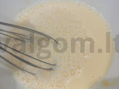 Purūs blynai su pienu Žingsnis 5