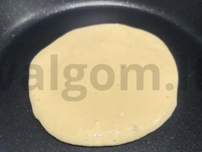 Purūs blynai su pienu Žingsnis 10