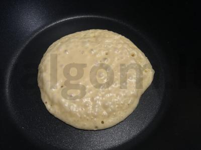 Purūs blynai su pienu Žingsnis 11