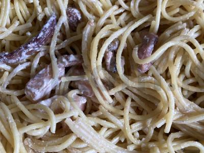 Makaronai su jūros gėrybėmis grietinėlės padaže Žingsnis 4