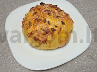 Sūrio bandelė su bekonu, kiaušiniu ir keptu sūriu Žingsnis 7