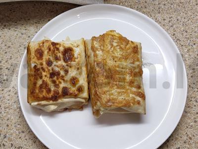 Tortilijos su kumpiu, sūriu ir majonezu pagrindine nuotrauka