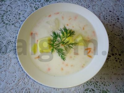 Daržovių sūrio sriuba pagrindine nuotrauka