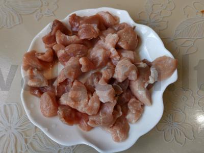 Harcho sriuba su kiauliena, daržovėmis ir adžika Žingsnis 1