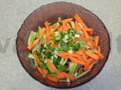 Funchosa su šitake grybais Žingsnis 8